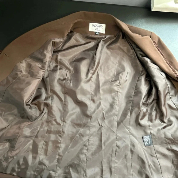 Women’s Size 4 Brown Blazer 3 Button‎ Ruffle Pockets Lined Career Classic Office - Picture 12 of 14